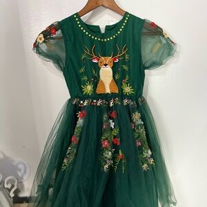 Like new MINI TAYLOR green embroidered deer dress 8/9